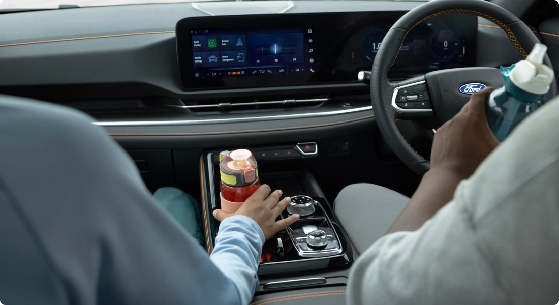 Let’s go in the new Ford Territory