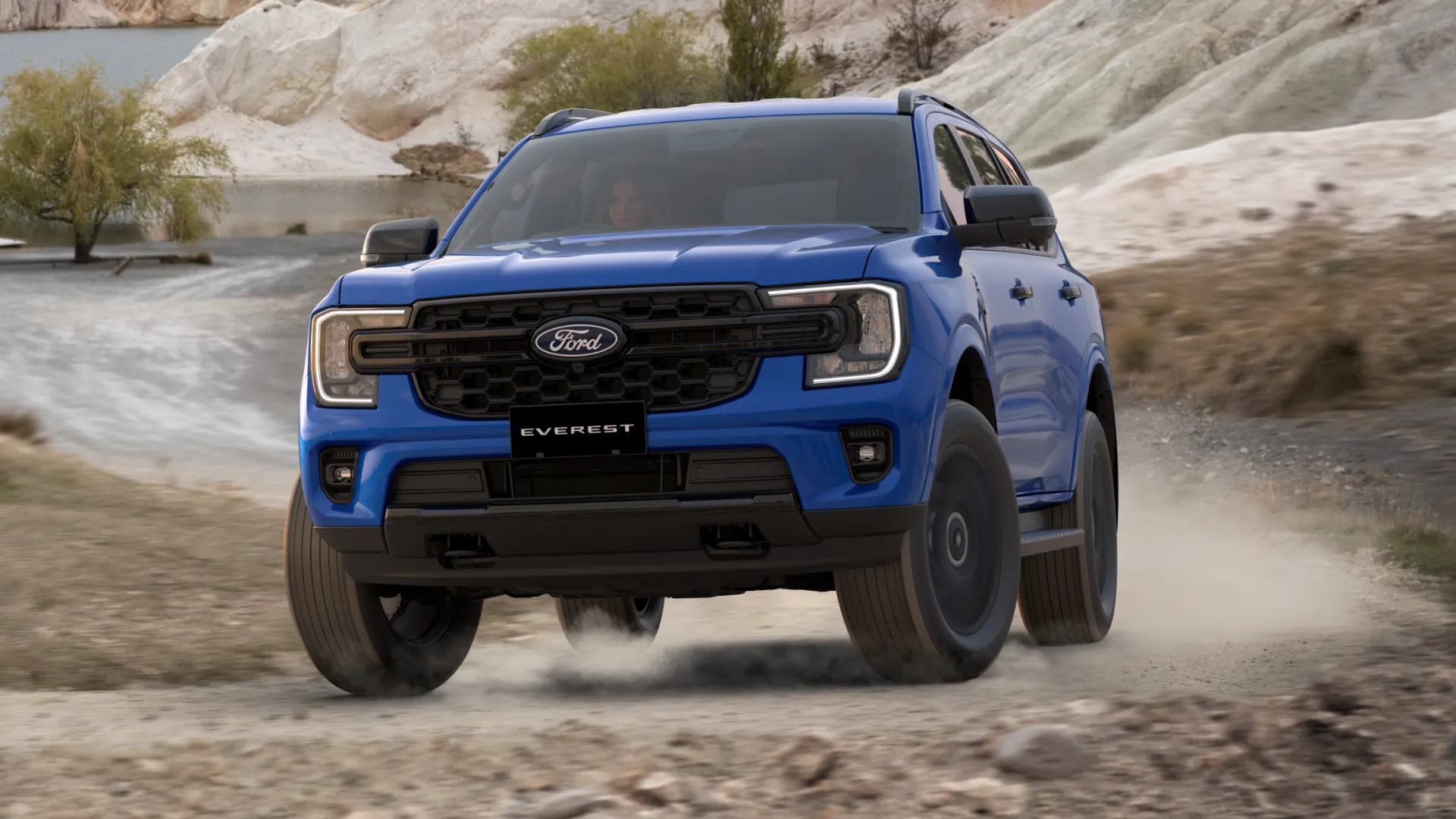 Ford Everest in blue