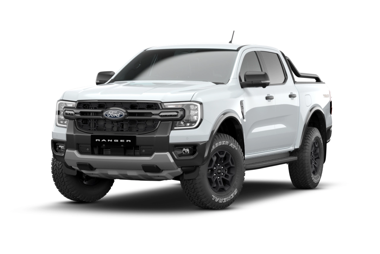 Ranger Tremor double cab white.