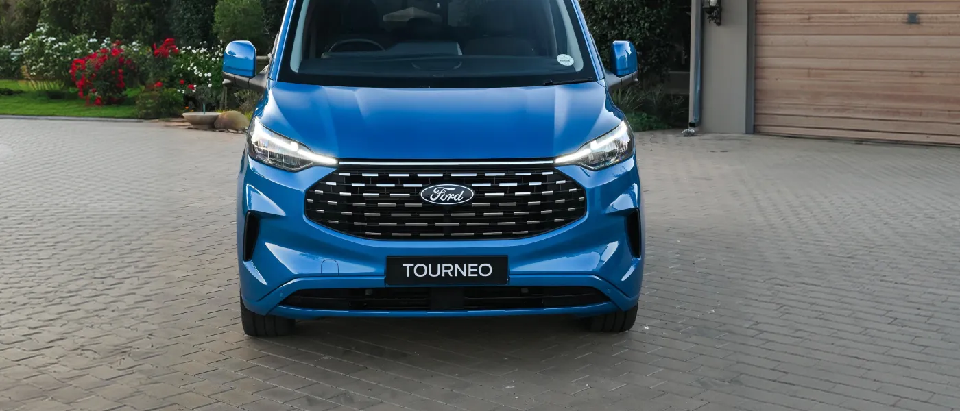 Ford Tourneo Blue car front view