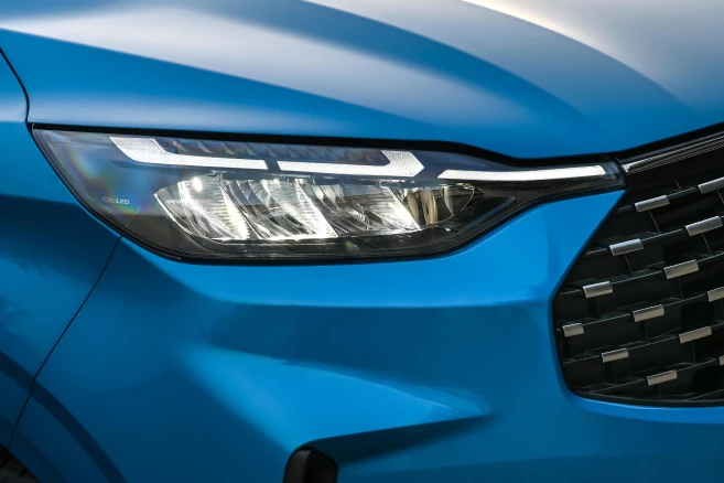 Ford Blue tourneo headlamps front view