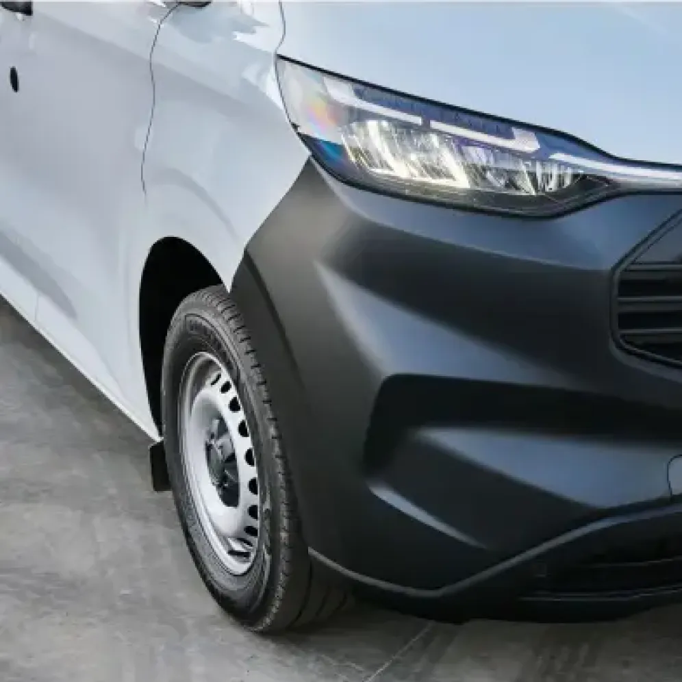 Transit Custom headlight view