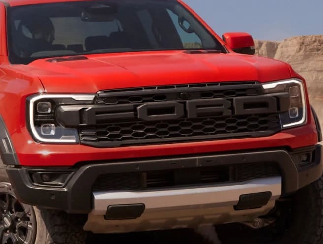 Signature Raptor Front