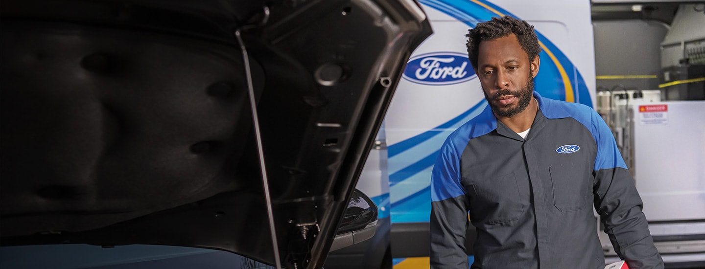 Ford Service and Maintenance billboard3